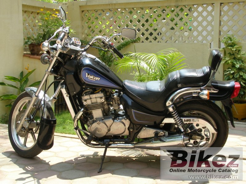 Big lcan EN 400 en 500 (reduced effect) picture and wallpaper from Bikez.com